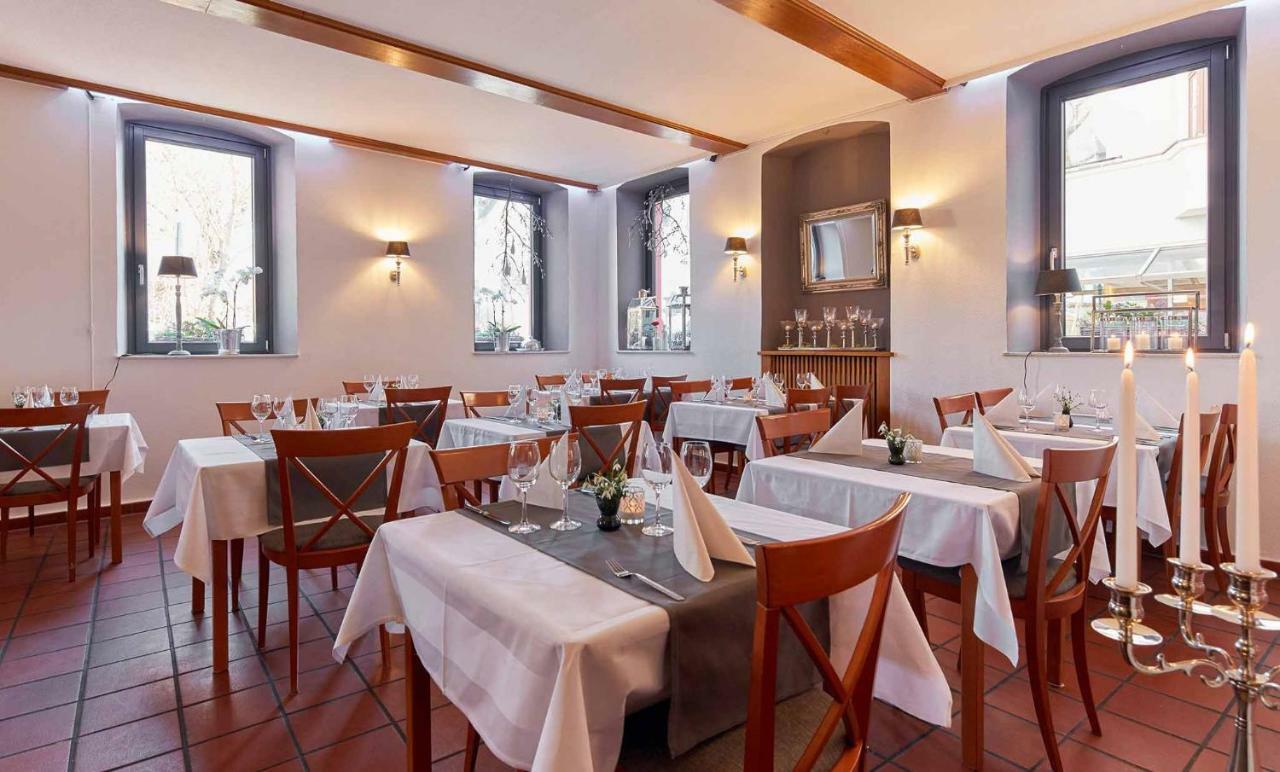 Hotel Eisenbahn Karlstadt Ngoại thất bức ảnh